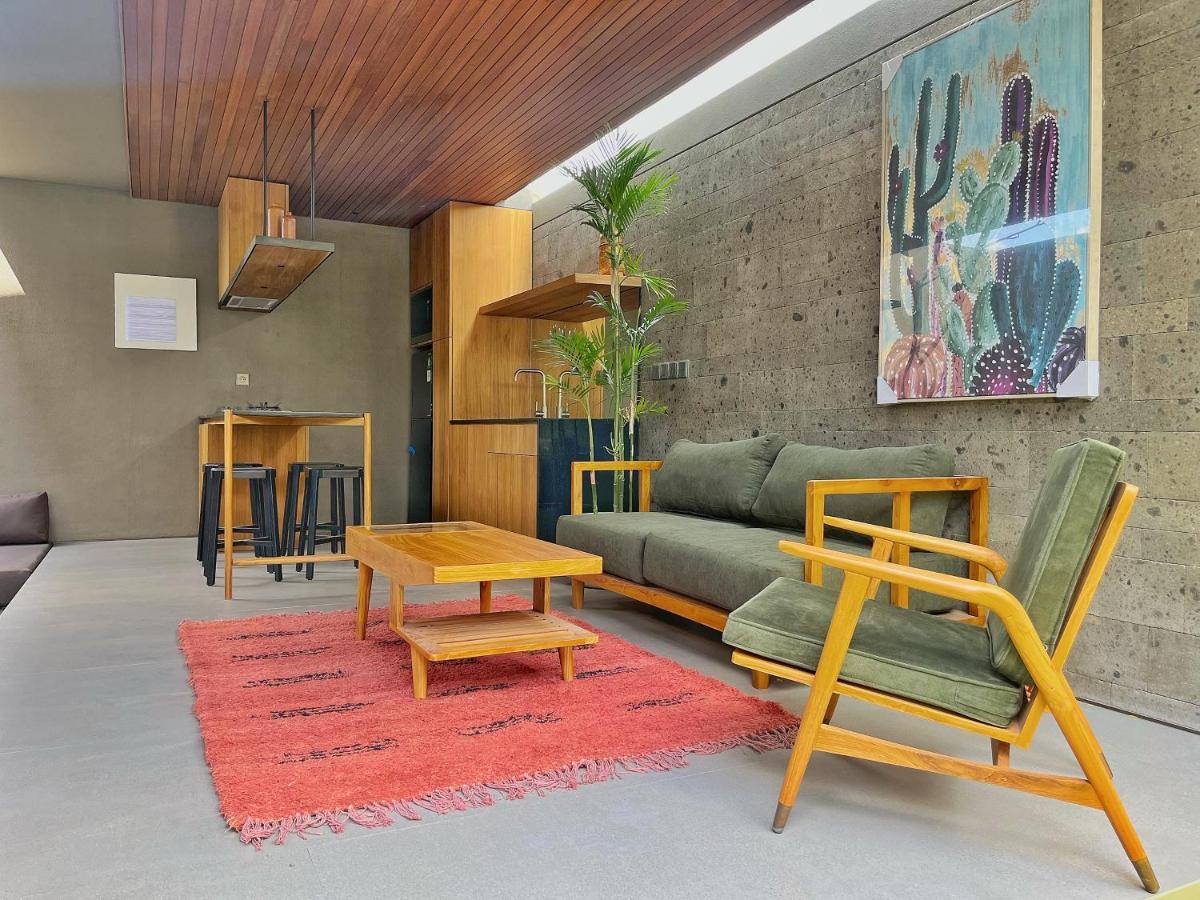 Domisili Villas Canggu Bali By Fays Hospitality Luaran gambar